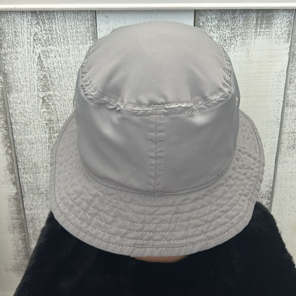 Bucket hat - Picture 3 of 6
